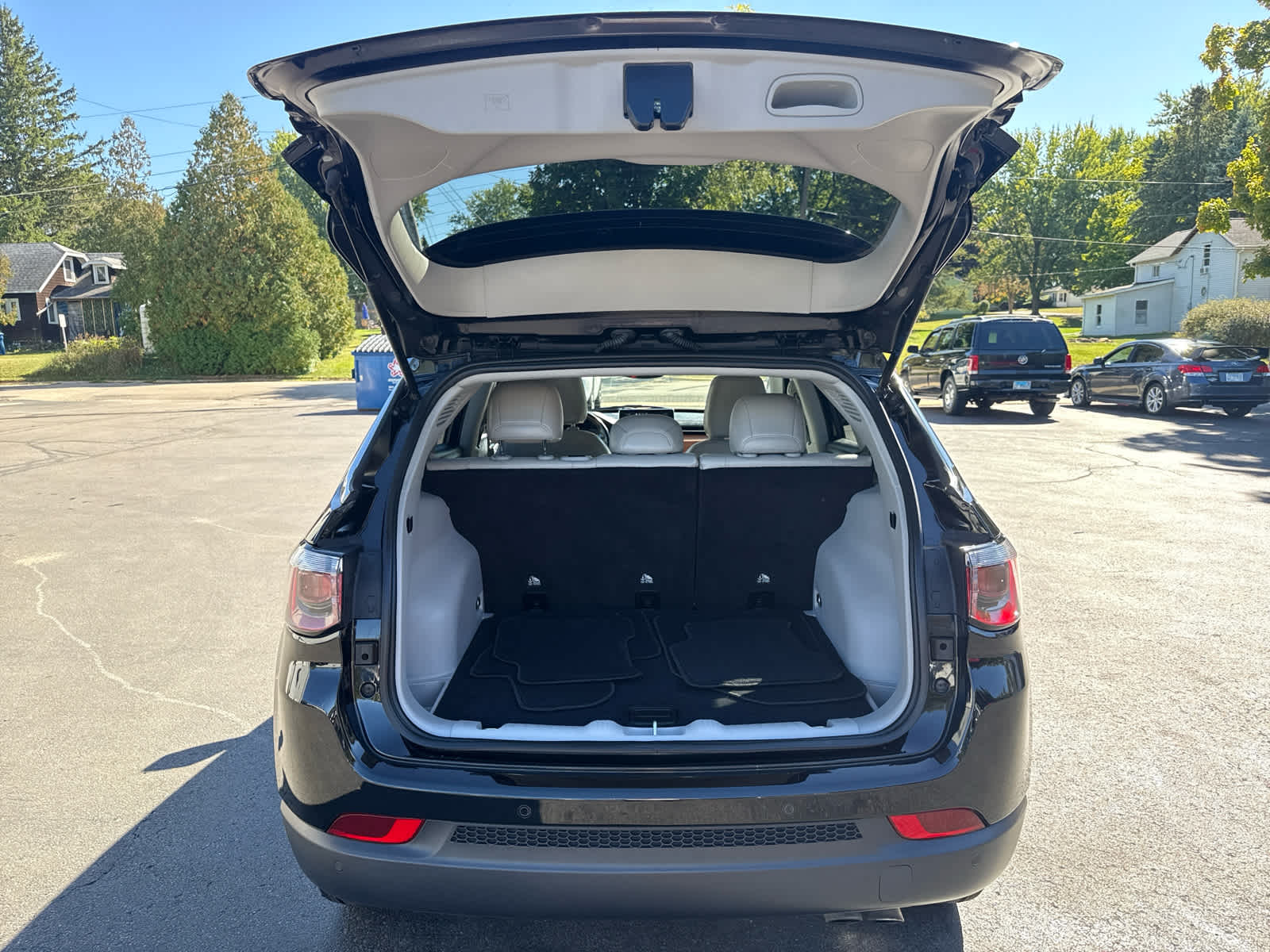 2022 Jeep Compass Limited photo 13