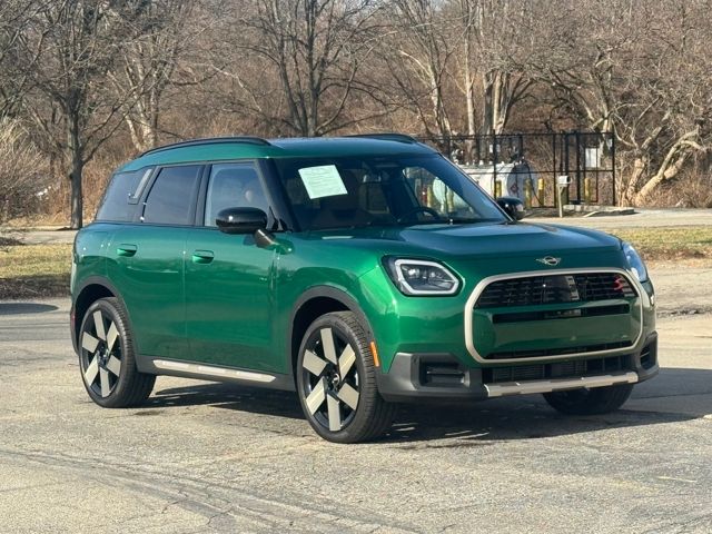 2025 MINI Countryman S's photo