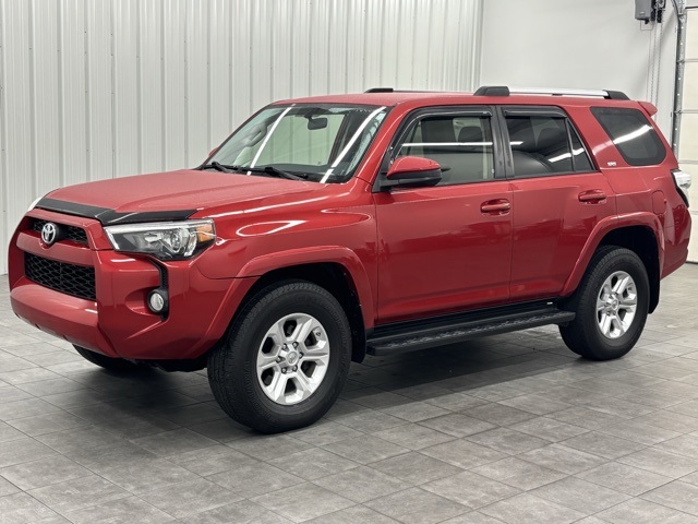 2019 Toyota 4Runner SR5 photo 5