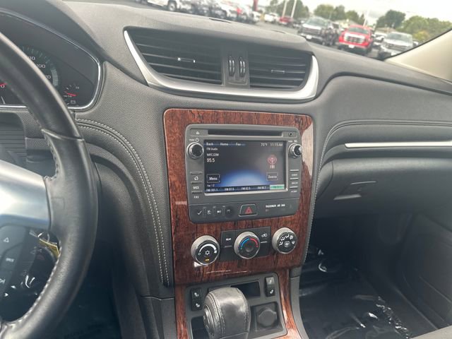 2014 Chevrolet Traverse 1LT photo 17