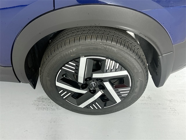 2026 Nissan Kicks SV photo 11