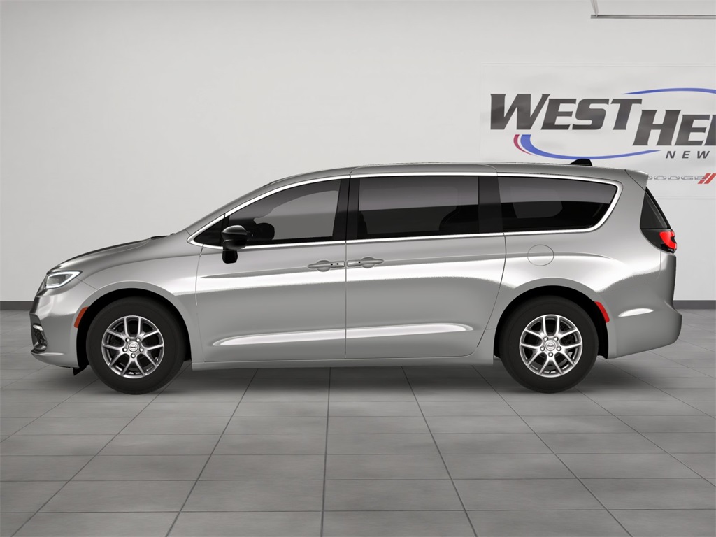 2026 Chrysler Pacifica photo 2
