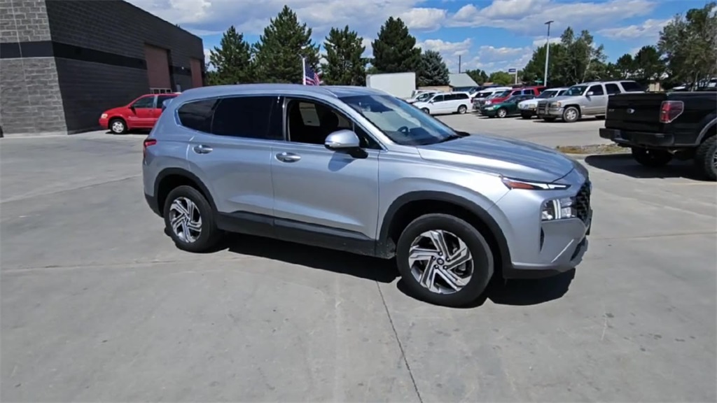 2023 Hyundai Santa Fe SEL photo 2