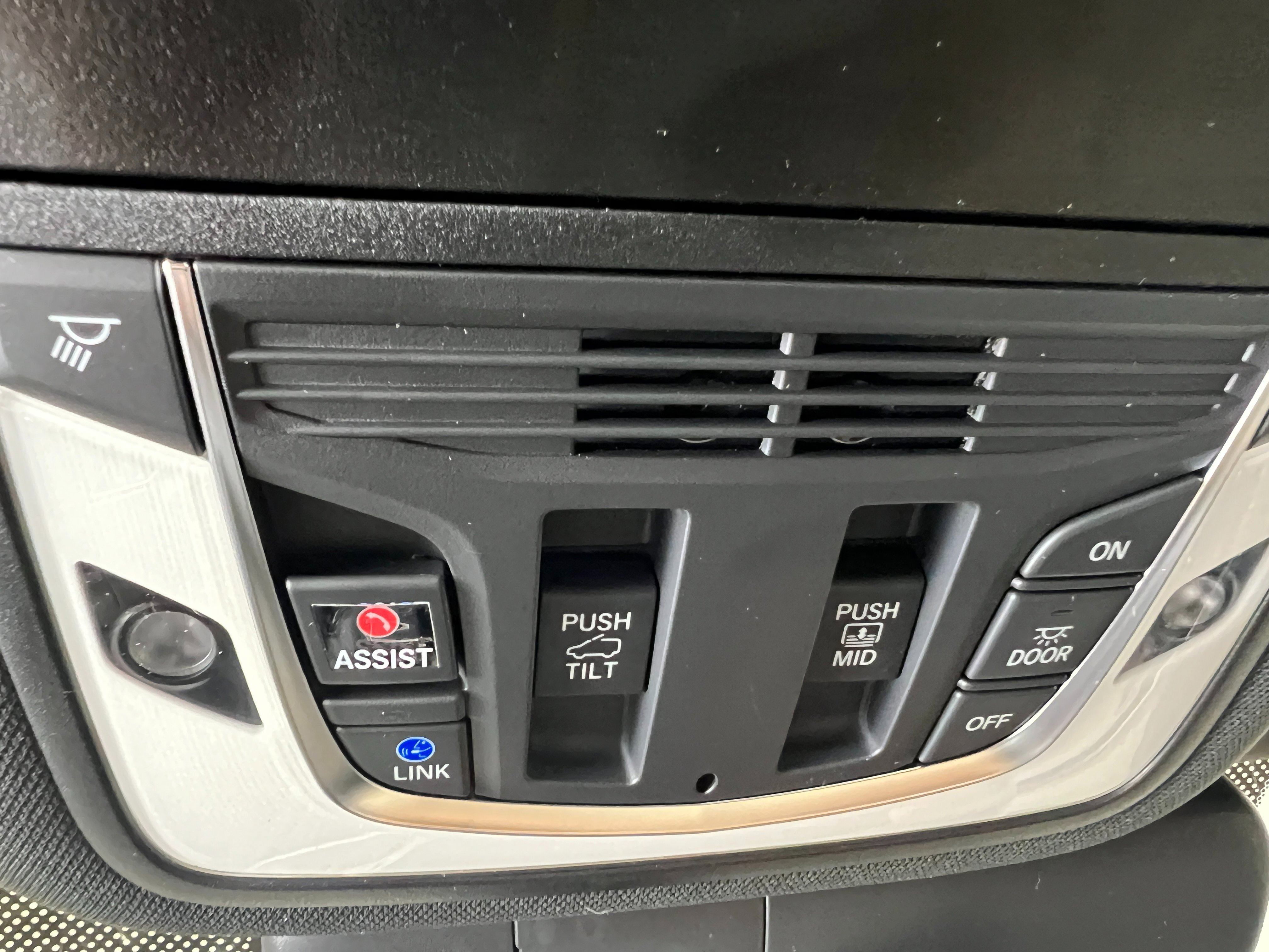 2025 Acura RDX photo 16