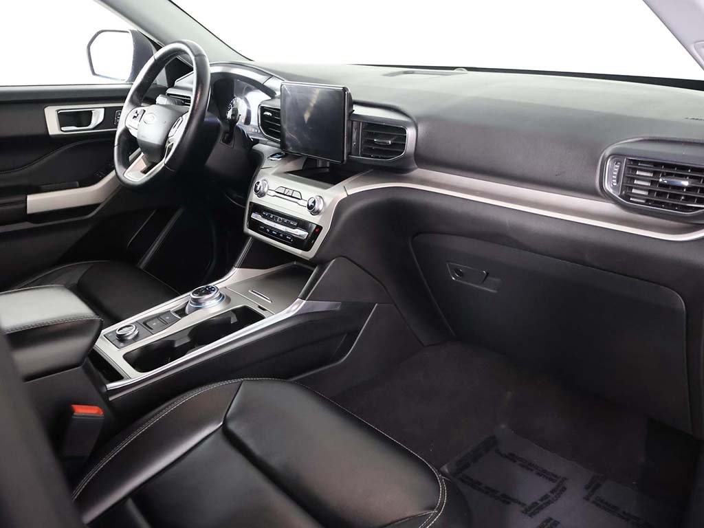 2021 Ford Explorer XLT photo 27