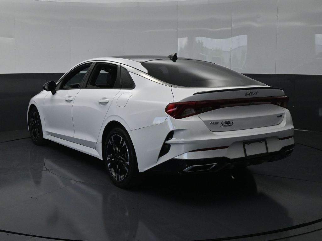 2022 Kia K5 GT-Line photo 4