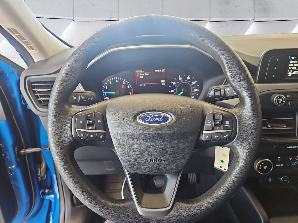 2020 Ford Escape S photo 9