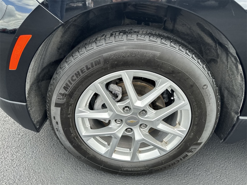2024 Chevrolet Equinox LS photo 15