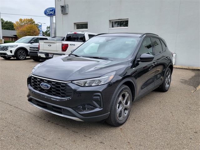 2026 Ford Escape ST-Line photo 3