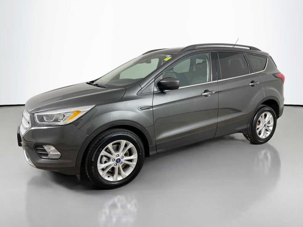 2019 Ford Escape SEL photo 4