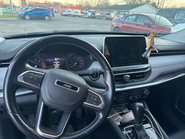 2022 Jeep Compass Latitude's photo