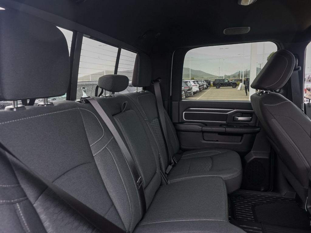 New 2026 Bright White Clear-Coat Exterior Paint RAM Big Horn Night Edition image 16