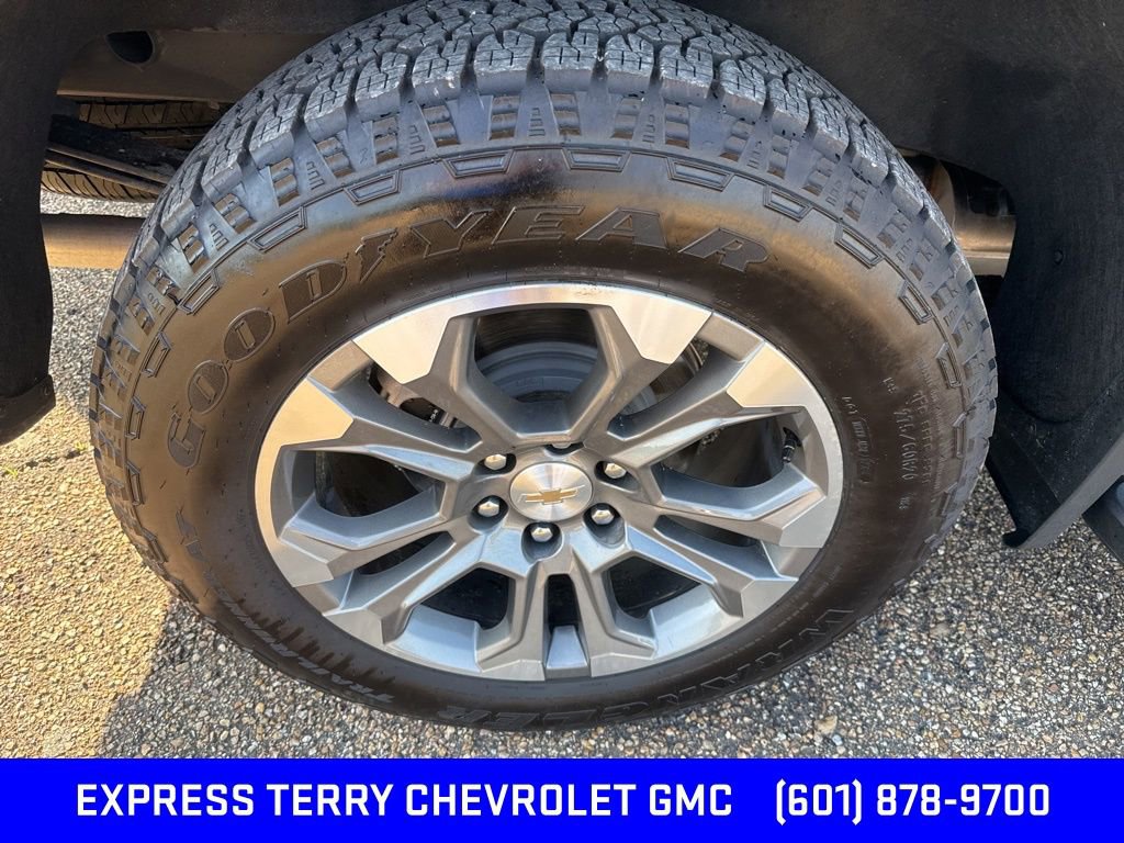 2024 Chevrolet Silverado 1500 High Country photo 10