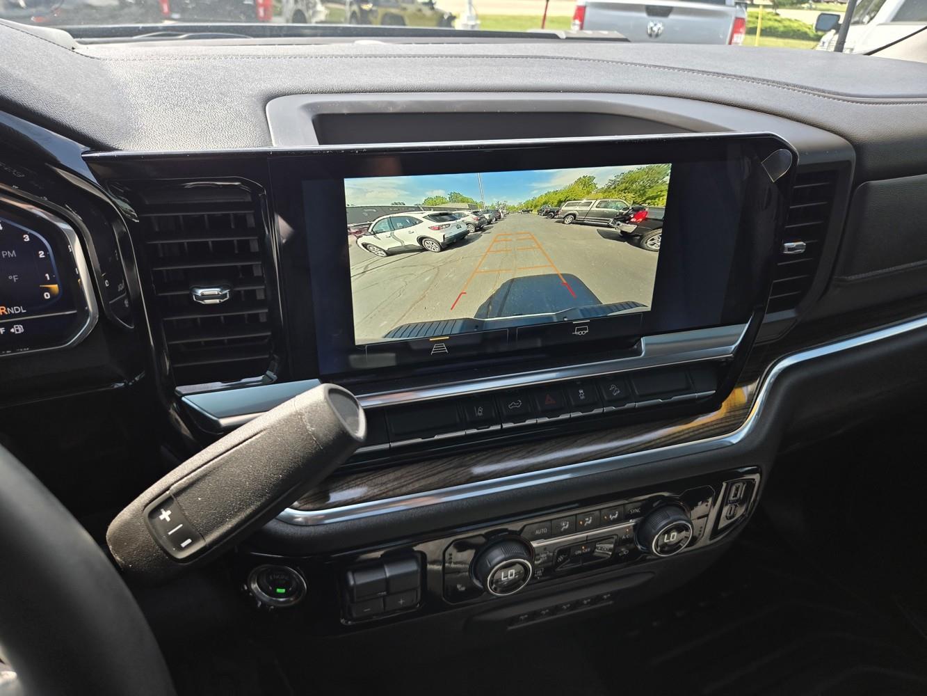 2025 Chevrolet Silverado 2500HD LT photo 6