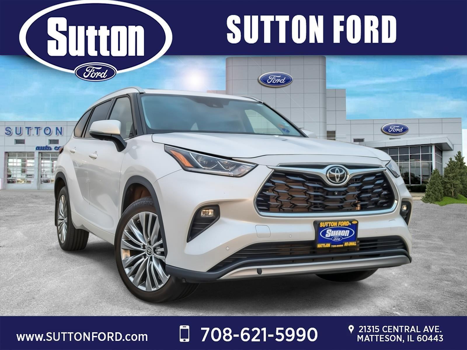 2023 Toyota Highlander Platinum's photo