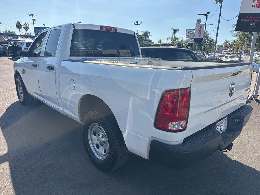 2021 Ram 1500 Classic Tradesman photo 3