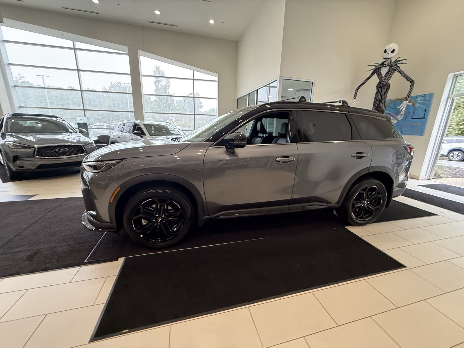 2026 Infiniti QX60 Luxe photo 3