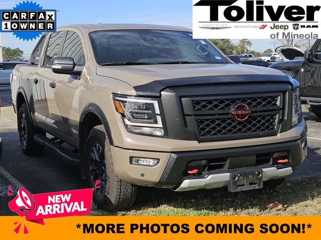 2023 Nissan Titan PRO-4X's photo