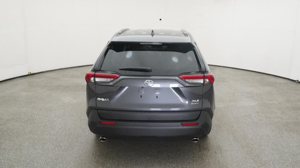 2025 Toyota RAV4 Hybrid XLE photo 18