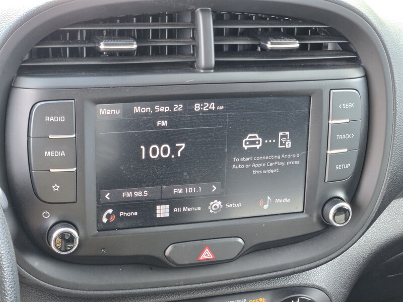 2023 Kia Soul LX photo 18