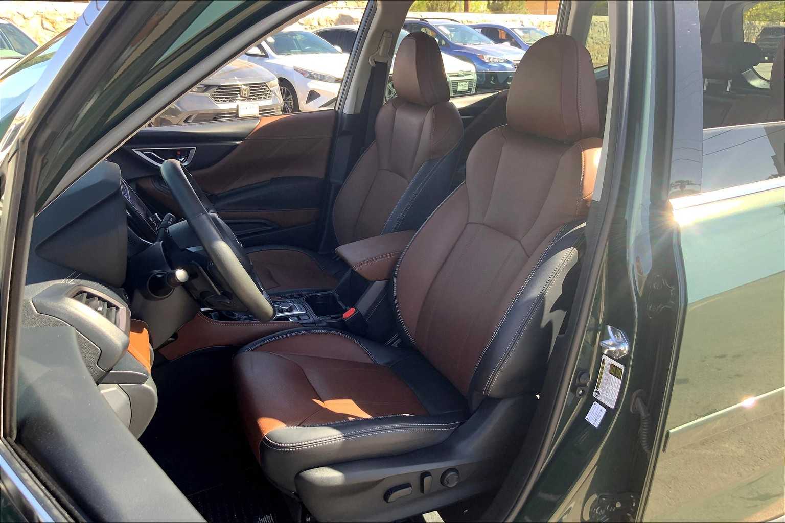 2024 Subaru Forester Touring photo 7