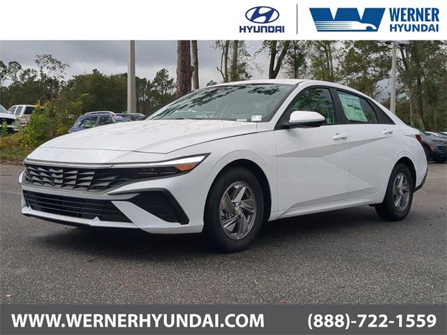 2026 Hyundai Elantra SE's photo