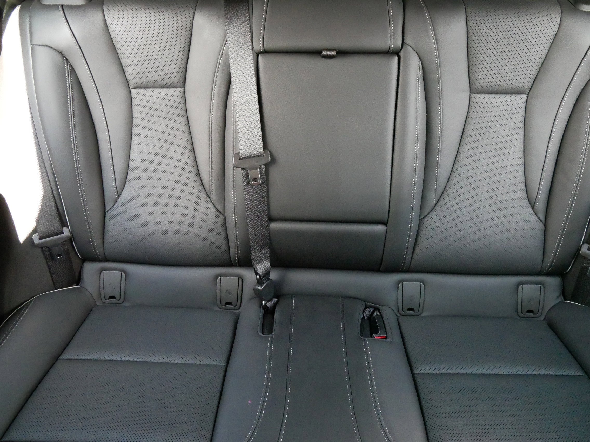 2021 Buick Envision Essence photo 13