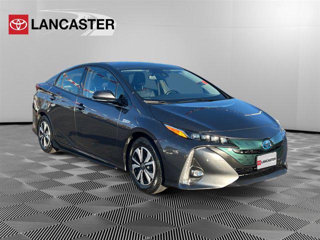2017 Toyota Prius Prime Plus's photo