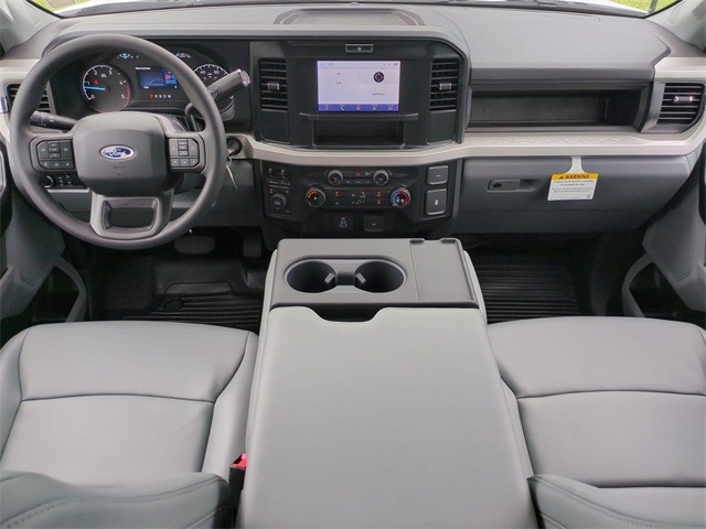 2026 Ford F-350 photo 13