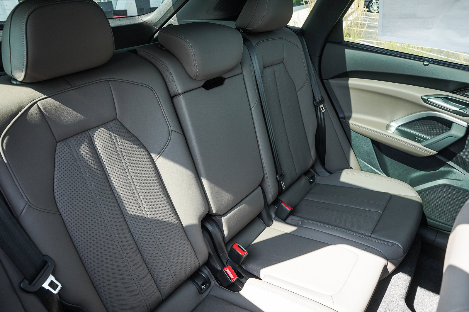 2025 Audi Q5 Premium Plus photo 15