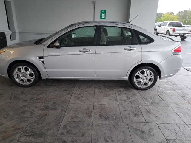 2008 Ford Focus SES photo 2