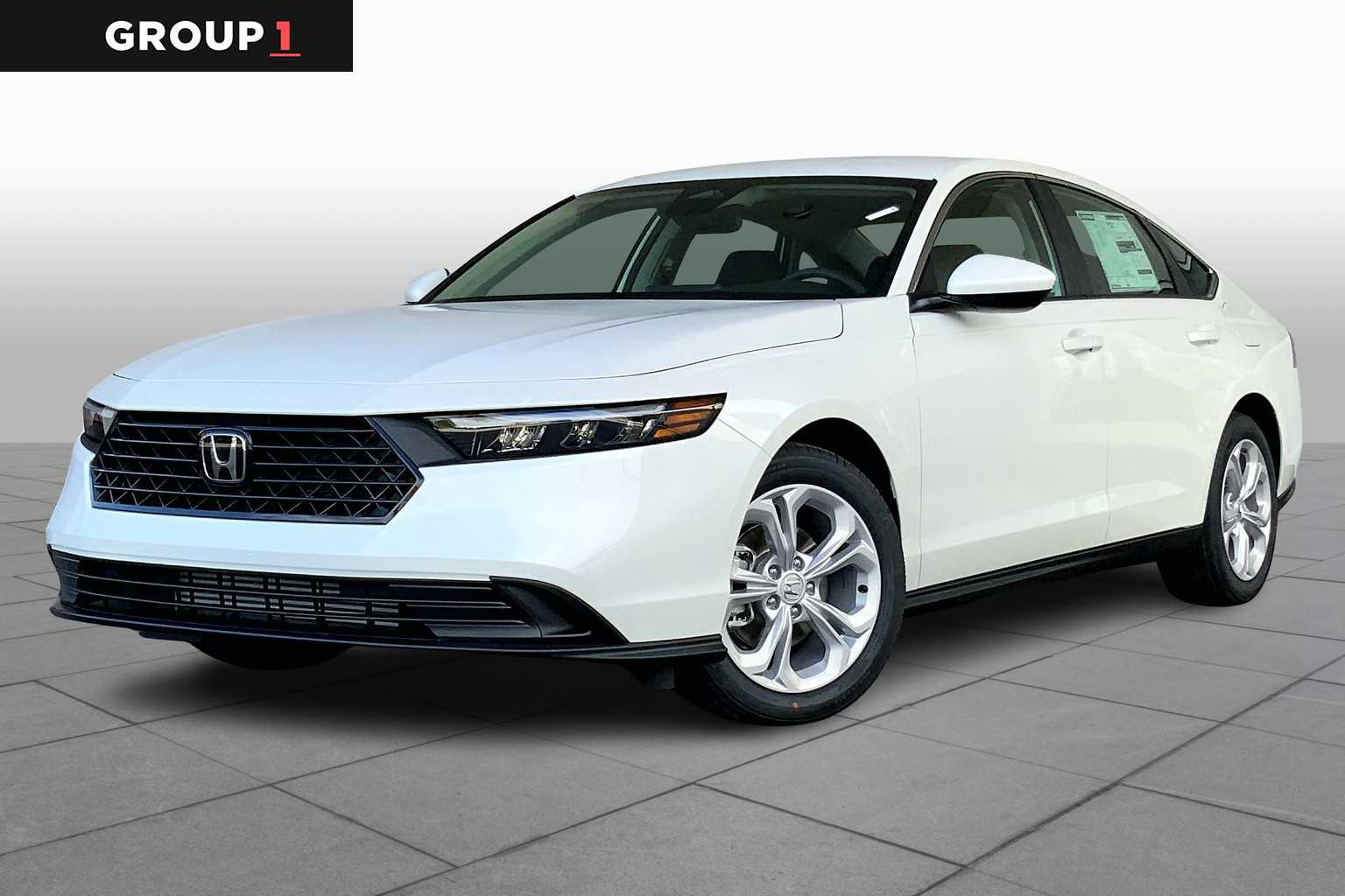 2025 Honda Accord LX's photo