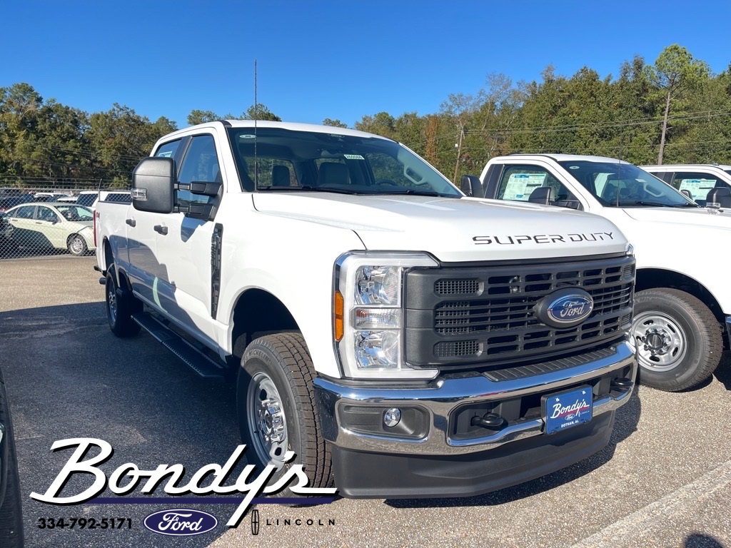 2026 Ford F-250 Super Duty XL's photo