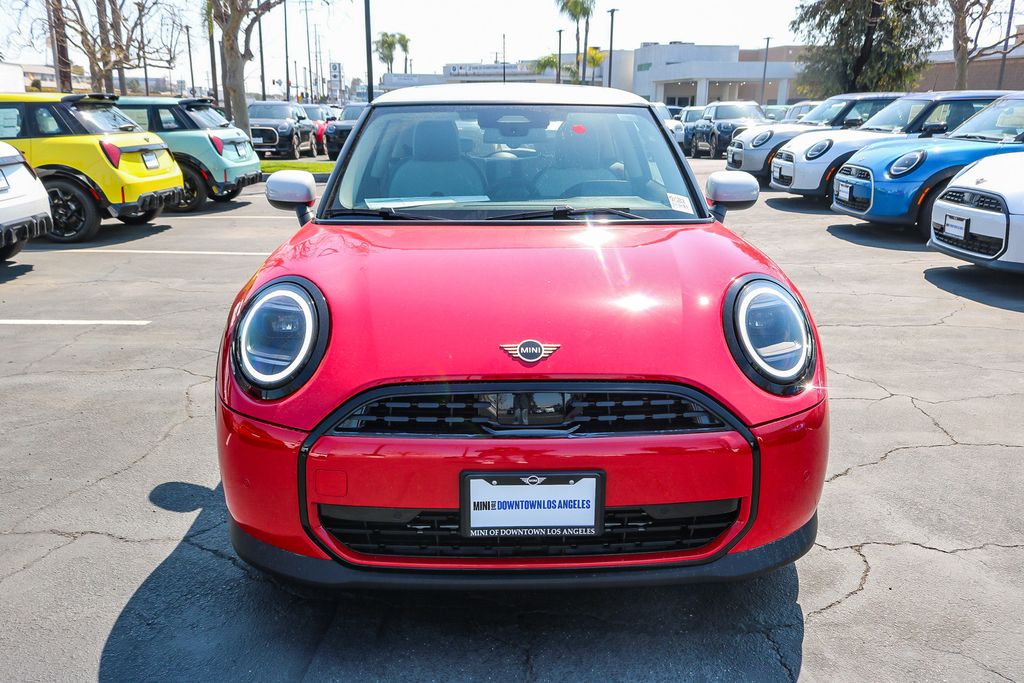 2025 Mini Cooper Signature photo 2