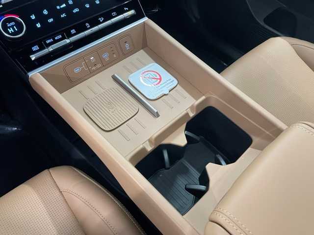 2025 Hyundai Santa Fe Limited Sport photo 19