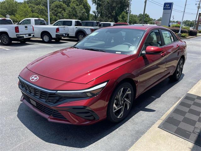 2025 Hyundai Elantra SEL Convenience photo 4