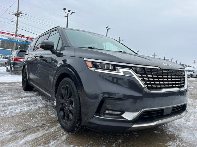 2023 Kia Carnival SX Prestige's photo