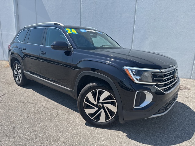 Used 2024 Volkswagen Atlas SEL with VIN 1V2BR2CA6RC587328 for sale in Kansas City
