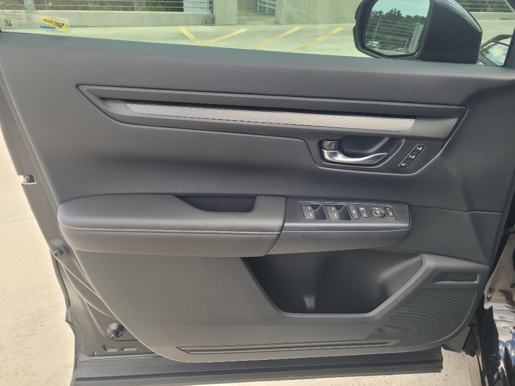 2026 Honda CR-V Hybrid Sport-L photo 11