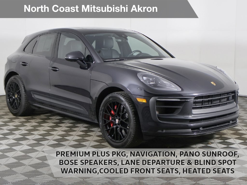 2022 Porsche Macan GTS's photo