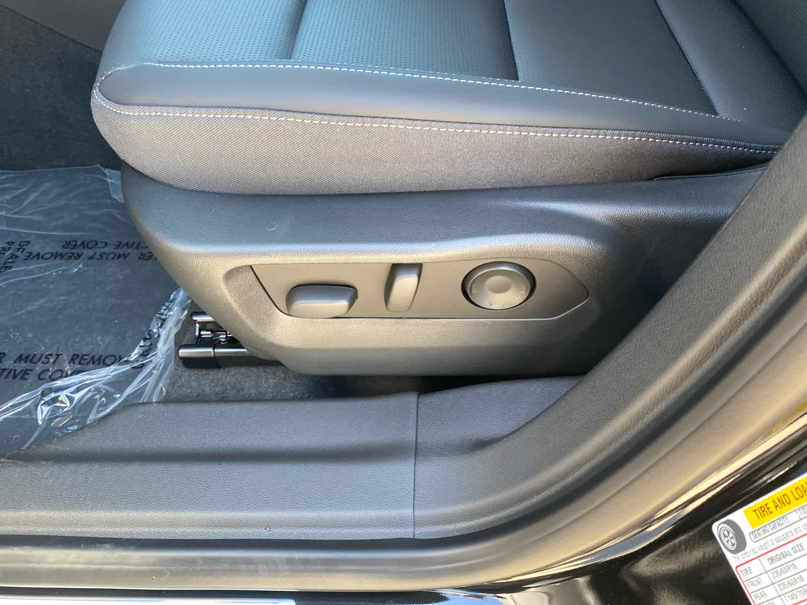 2025 Buick Envision Preferred photo 14