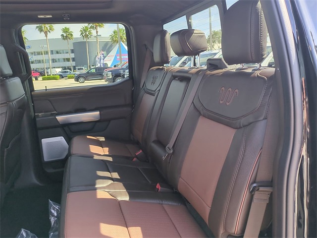 2025 Ford F-350 King Ranch photo 13