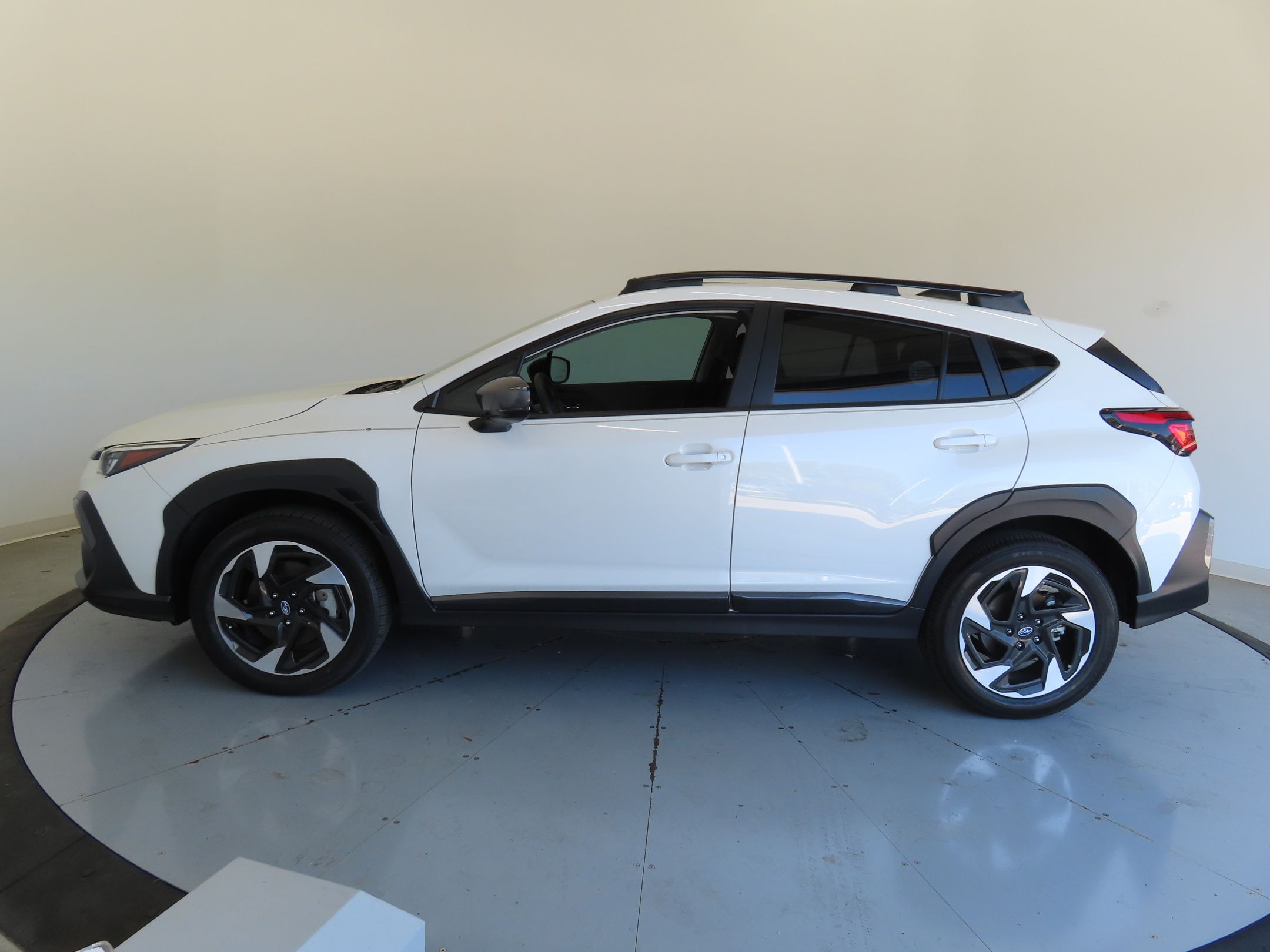 2025 Subaru Crosstrek Limited photo 6