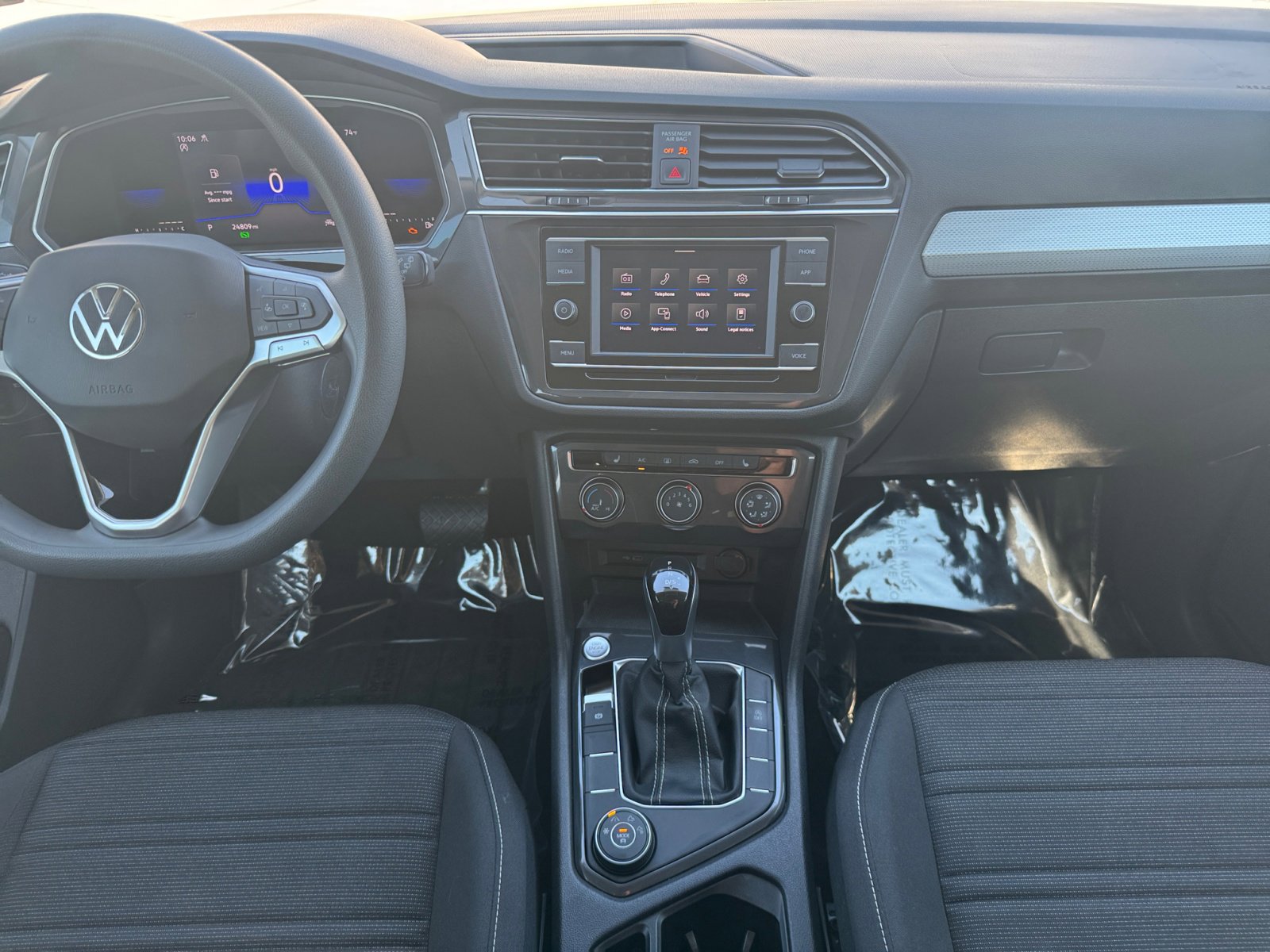 2022 Volkswagen Tiguan S photo 4