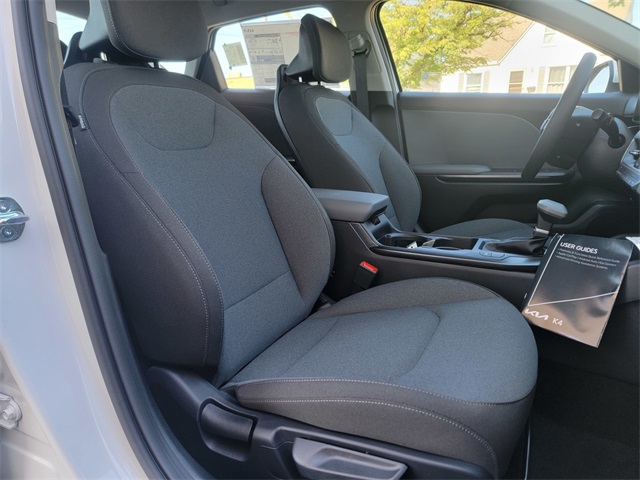 2025 Kia K4 LX photo 12