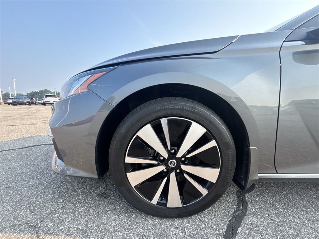 2022 Nissan Altima 2.5 SV photo 17