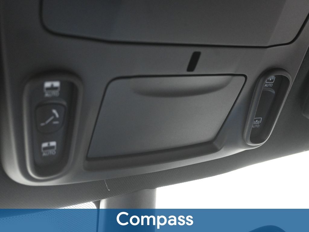 2025 Chrysler Pacifica photo 15