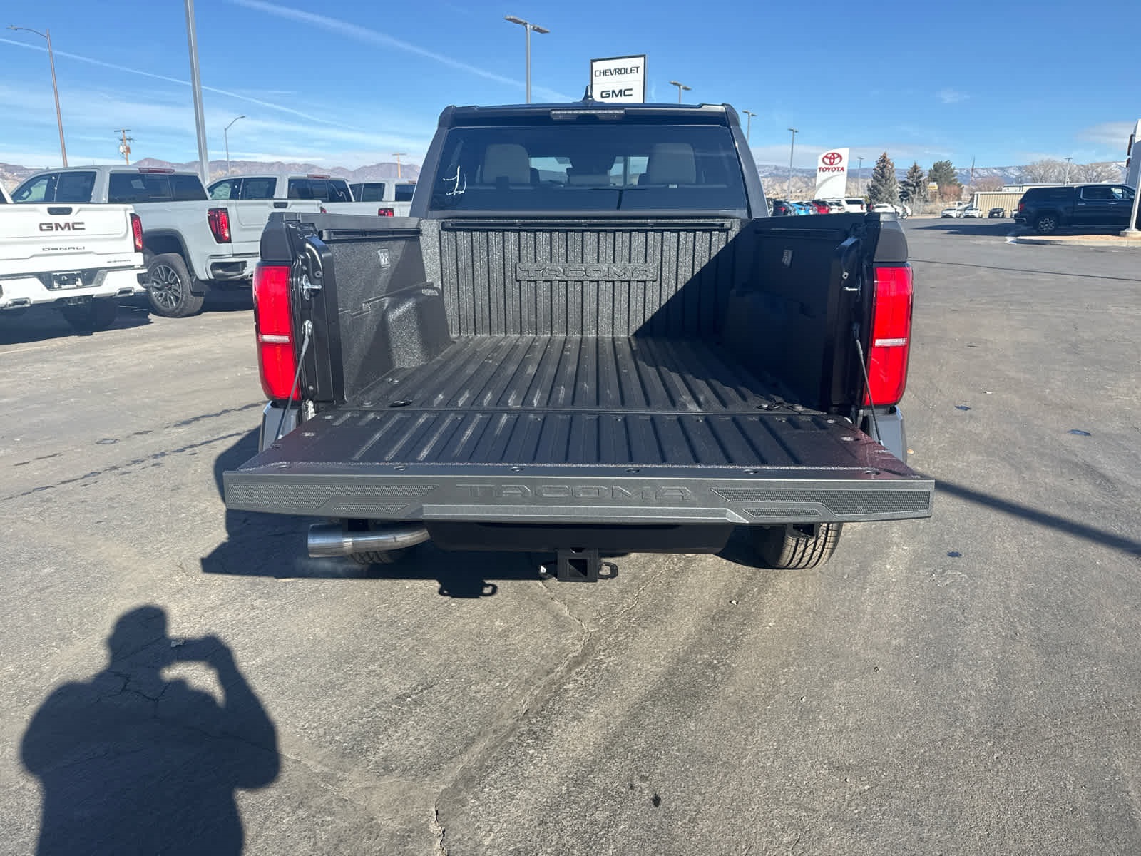 2025 Toyota Tacoma SR5 photo 6