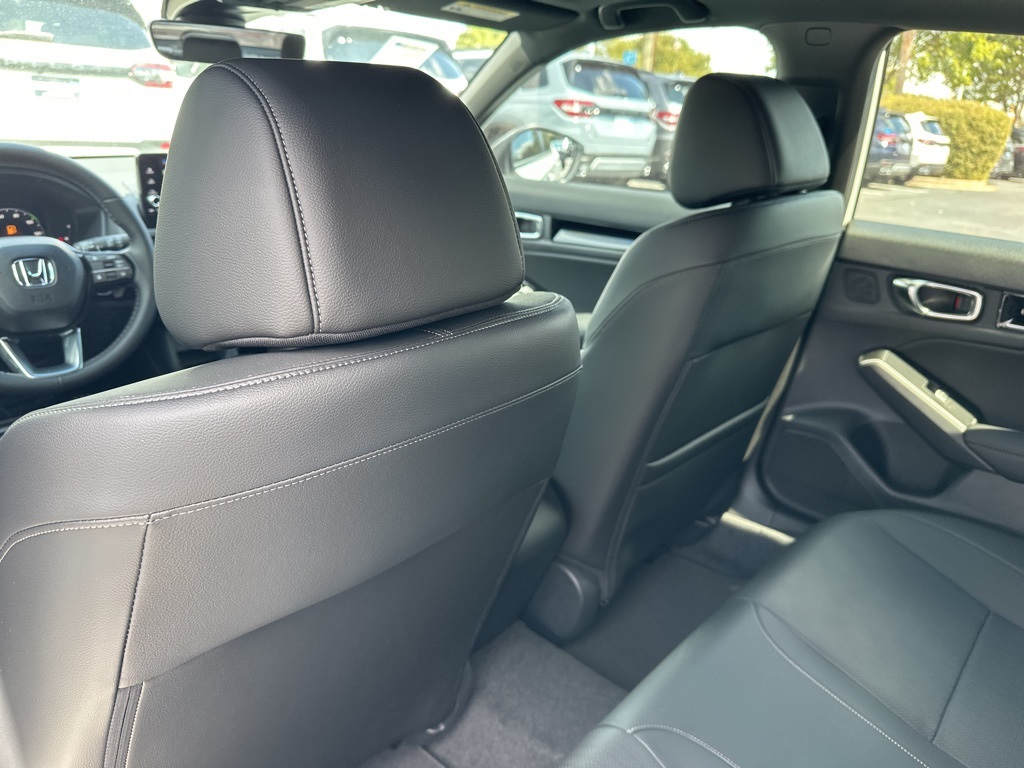 2026 Honda Civic Hatchback Sport Touring photo 13