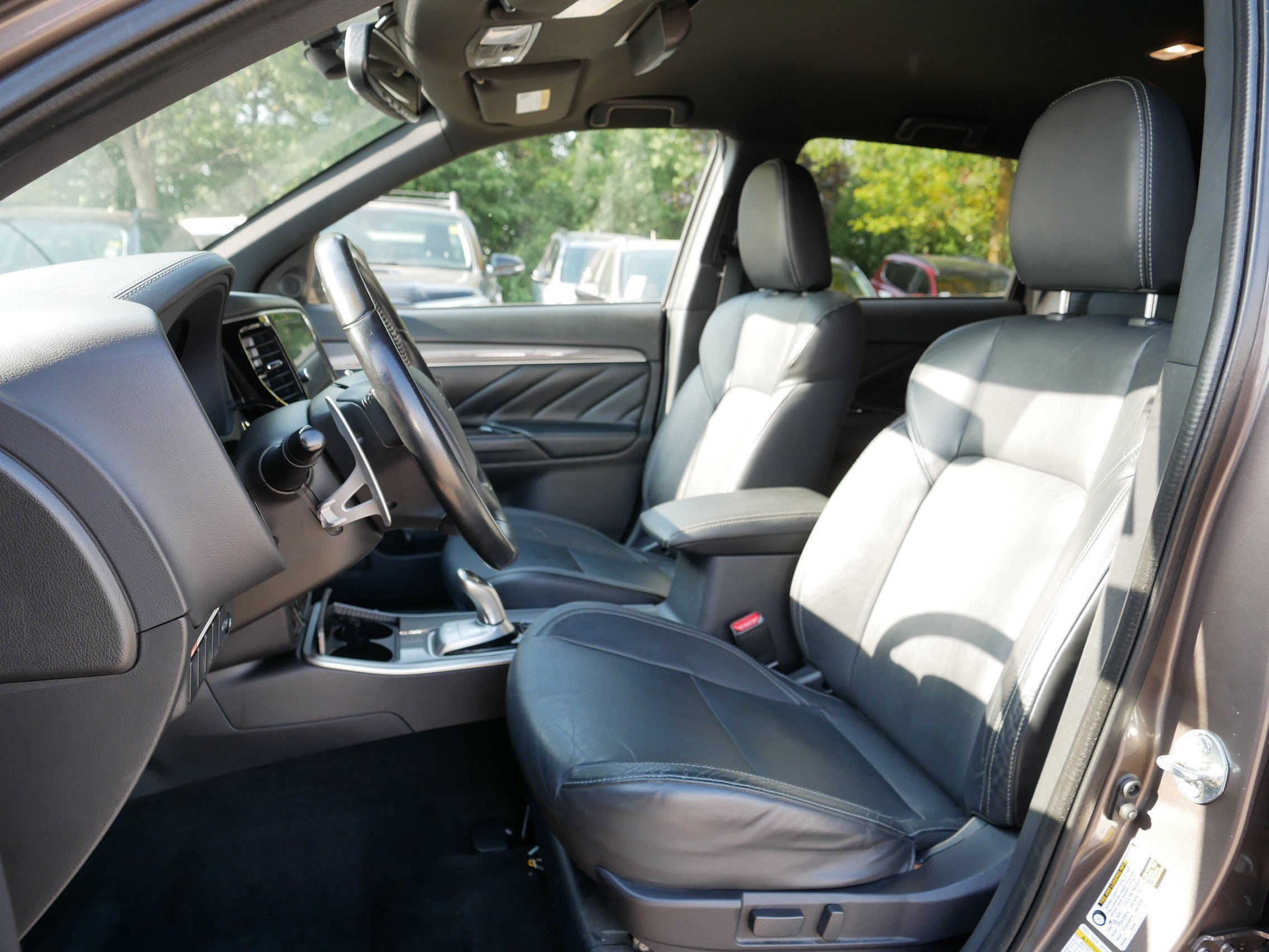 2019 Mitsubishi Outlander PHEV GT SEL photo 33